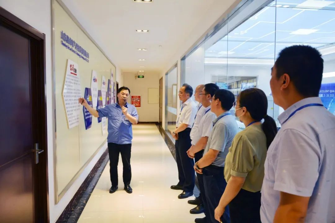 山東工業(yè)技師學(xué)院蒞臨奧卓科技開展主題黨日進(jìn)企業(yè)活動(dòng)